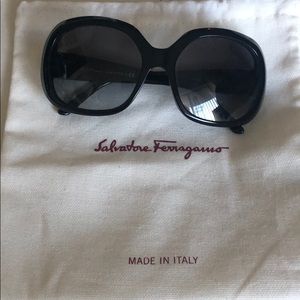 Salvatore Ferragamo Black Sunnies